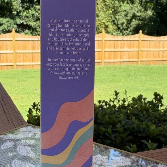 Evrē Bright & Early Vitamin C Blemish Scar Serum | 1.01 fl oz - Picture 2 of 7